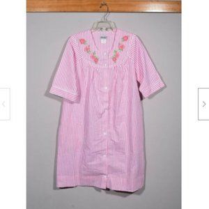 Anthony Richards Cotton Blend Pink Seersucker Snap Front Nightgown Sz M